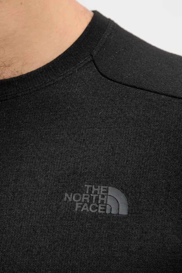 The North Face Функционална блуза с дълги ръкави Easy в черно с изчистен дизайн NF0A8BZZJK31