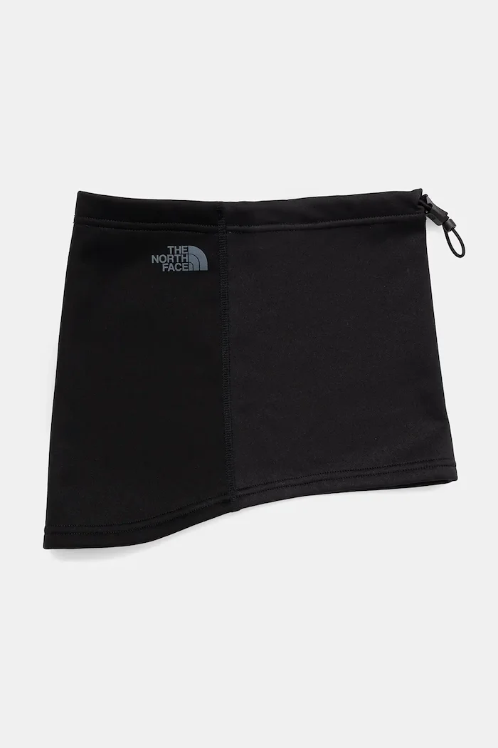 The North Face Кръгъл шал Windwall в черно с изчистен дизайн NF0A8CHSJK31
