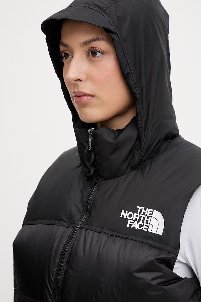The North Face Пухен елек 1997 RETRO NUPTSE в черно зимен модел NF0A3XEPGOF1