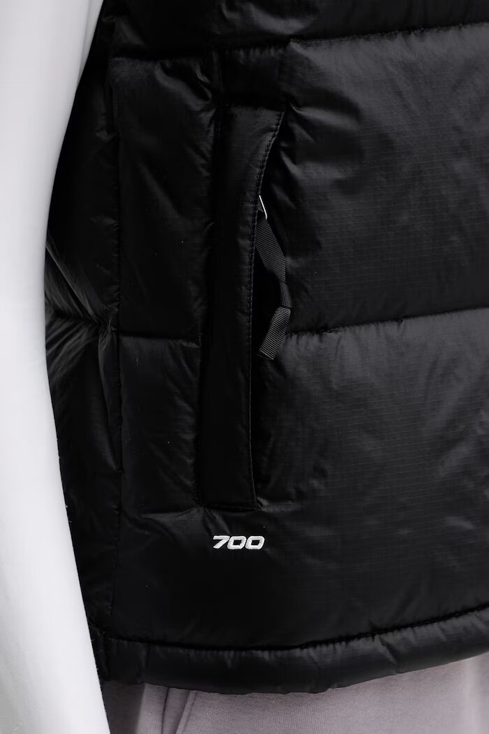 The North Face Пухен елек 1997 RETRO NUPTSE в черно зимен модел NF0A3XEPGOF1
