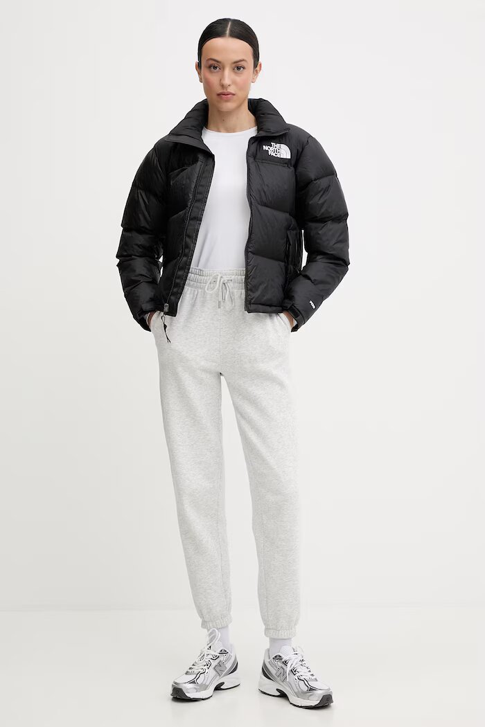 The North Face Пухено яке 1996 Retro Nuptse в черно зимен модел NF0A3XEOGOF1