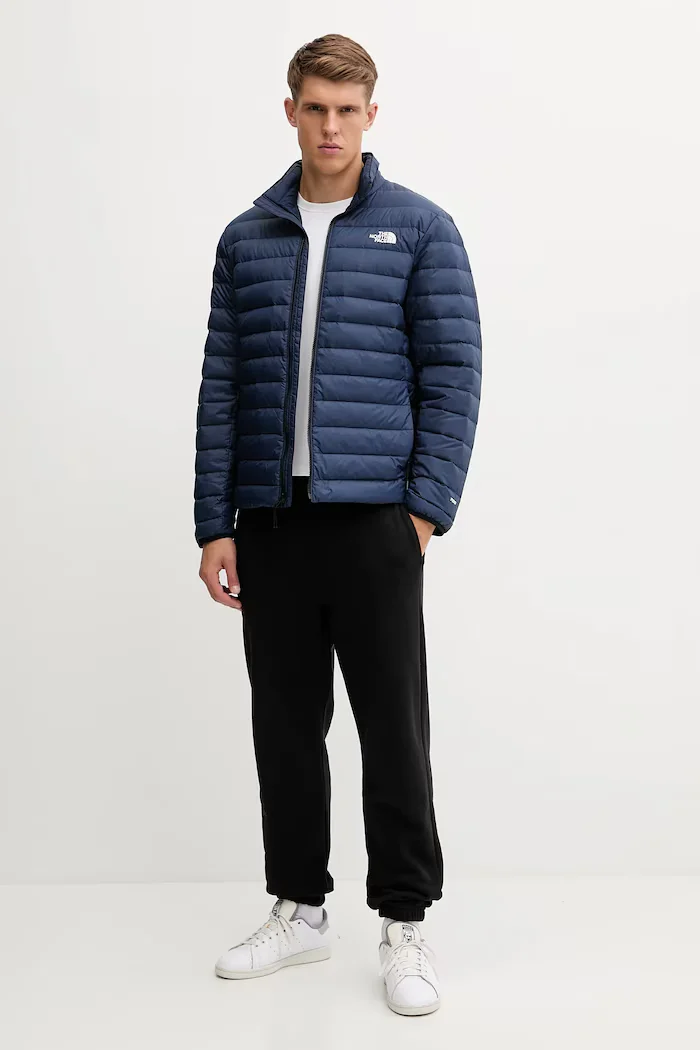The North Face Пухено яке Classic Down в тъмносиньо зимен модел NF0A8D1U8K21