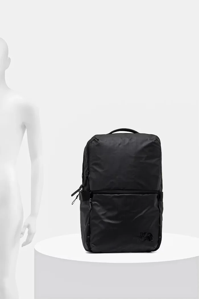 The North Face Раница Base Camp Voyager в черно голям размер с изчистен дизайн NF0A81DMKT01