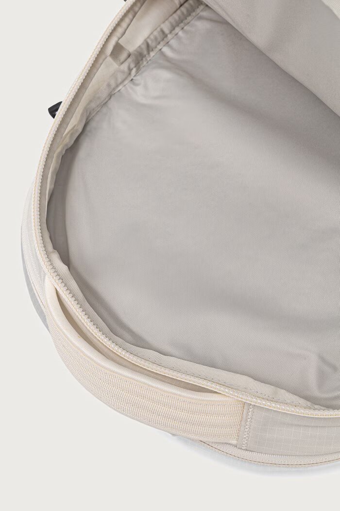 The North Face раница Borealis 27L бежова NF0A8KE90E81
