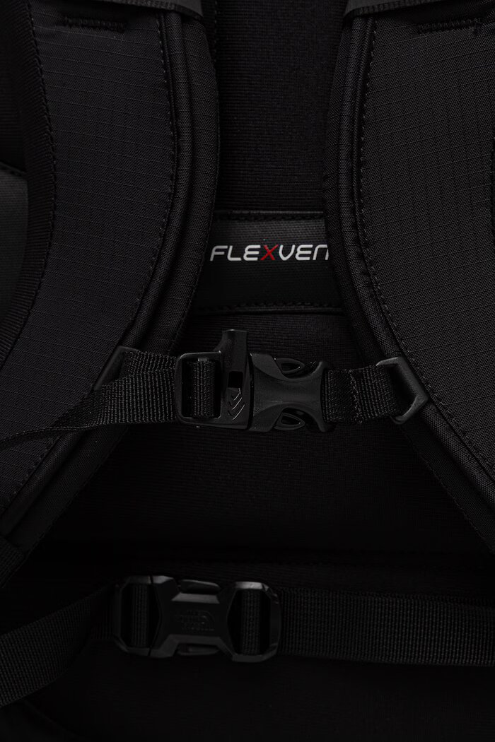 The North Face раница Borealis 27L черна NF0A52SI53R1