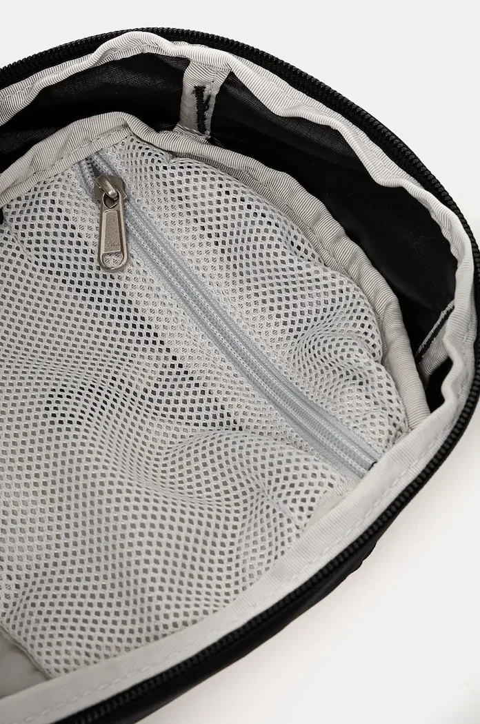 The North Face Раница Borealis Sling 6L в черно малък размер с принт NF0A52UP53R1