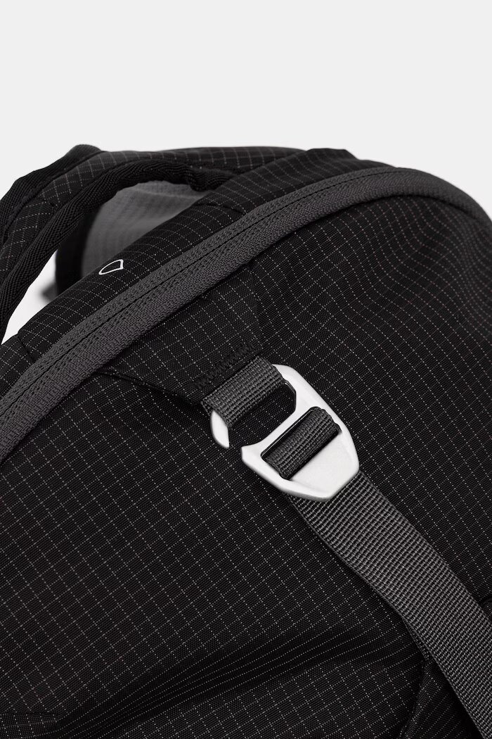 The North Face раница за трекинг TRAIL LITE 12L черна NF0A87CA4GZ1