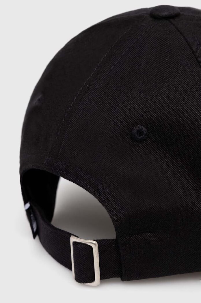 The North Face Шапка с козирка Norm Hat в черно с апликация NF0A7WHOJK31