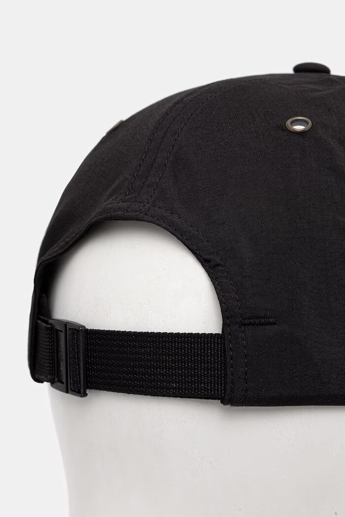The North Face Шапка с козирка Redbox в черно NF0A8EG7JK31