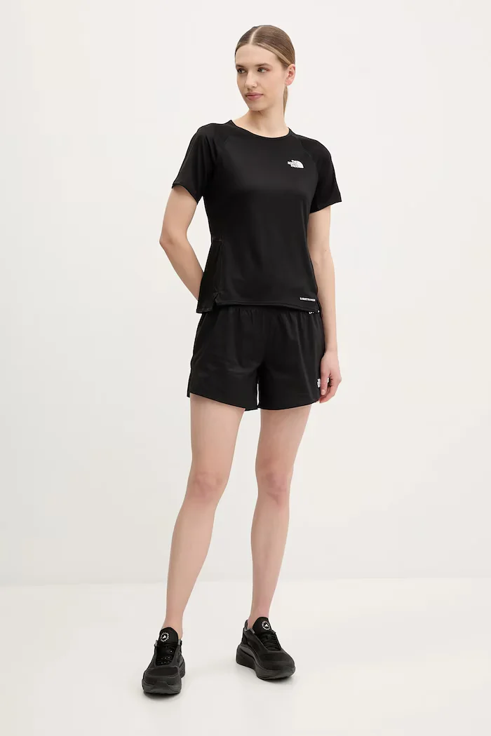 The North Face Спортна тениска Sunriser в черно NF0A8BBXJK31