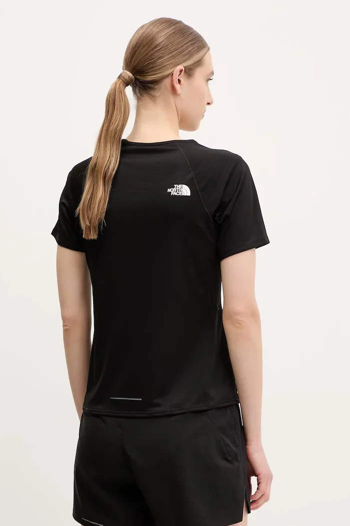 The North Face Спортна тениска Sunriser в черно NF0A8BBXJK31