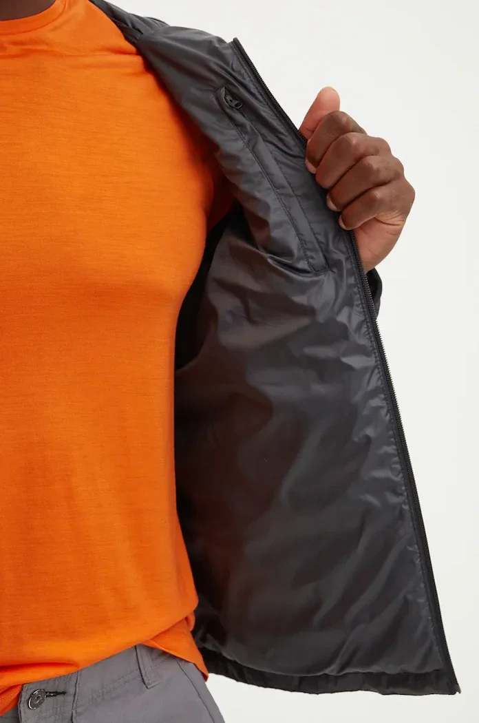 The North Face Спортно яке Huila в черно NF0A85A34GZ1