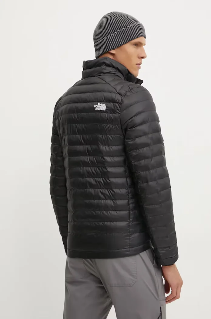 The North Face Спортно яке Huila в черно преходен модел NF0A85AE4GZ1