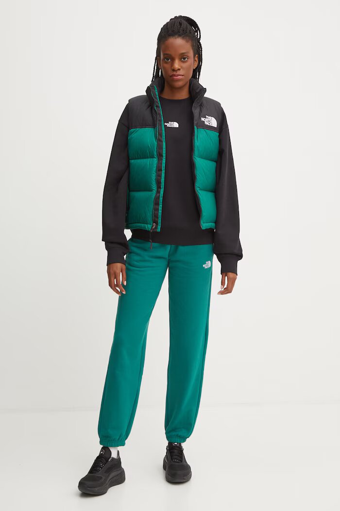 The North Face Суичър Essential Crew в черно с апликация NF0A89EPJK31