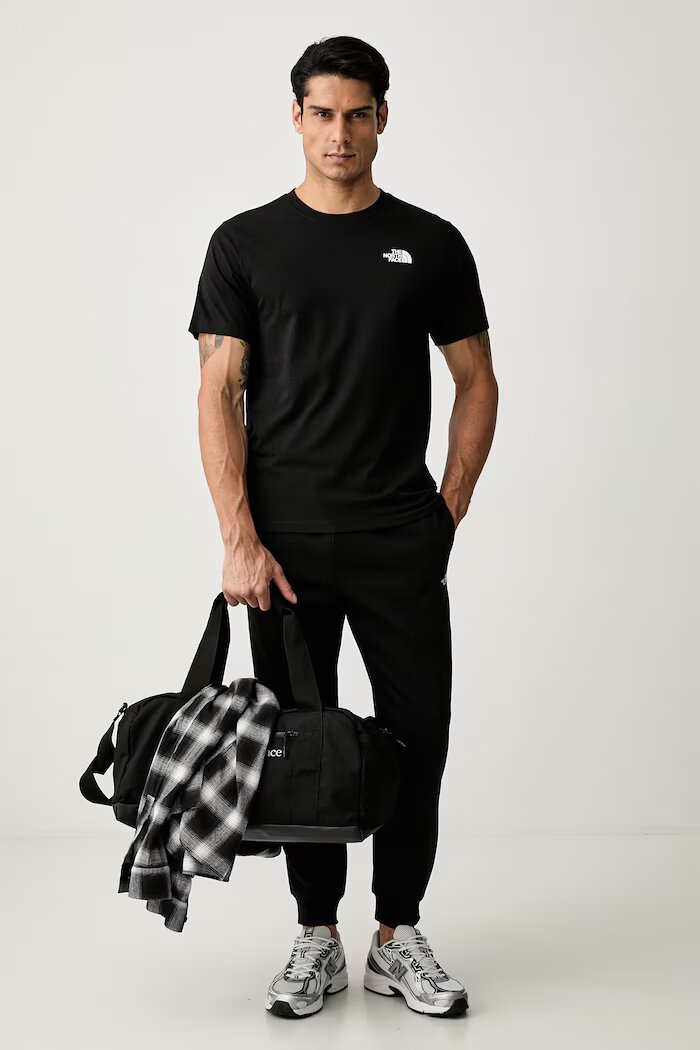 The North Face тениска мъжка с памук GRAPHIC черна NF0A8GV0JK31