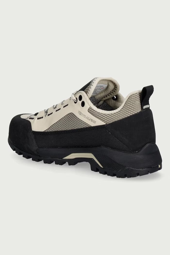 The North Face туристически обувки дамски Verto Alpine Gore-Tex бежови NF0A83MTGIY1