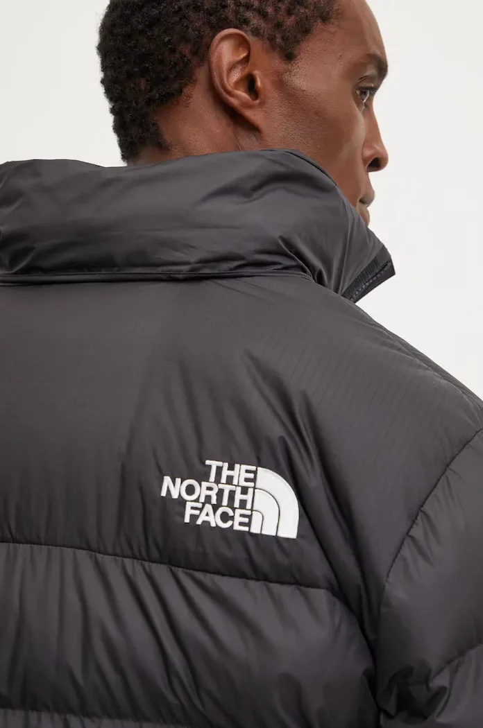 The North Face Яке Limbara в черно зимен модел NF0A89EGJK31
