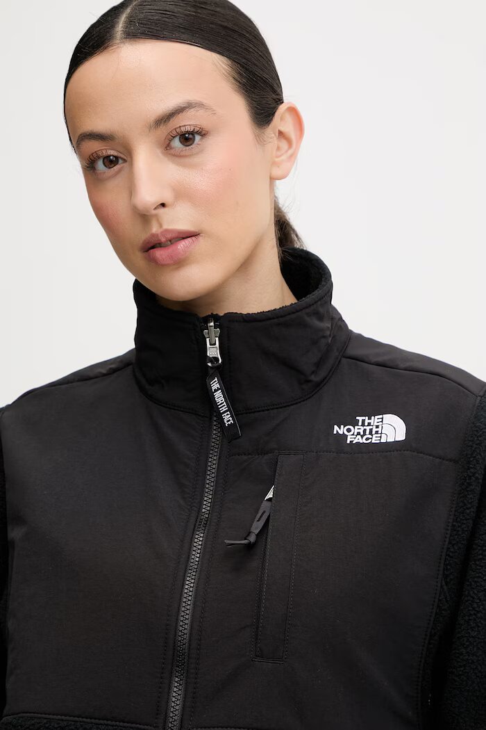 The North Face Яке Retro Denali Jacket в черно преходен модел NF0A88YRJK31