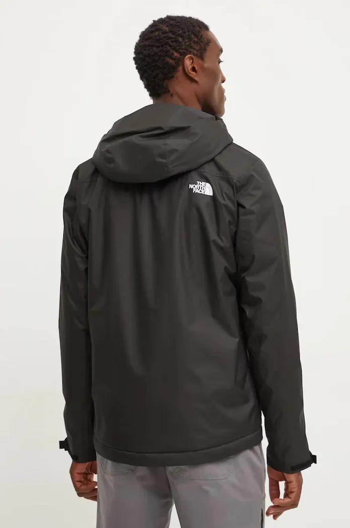 The North Face Яке за спортове на открито Millerton в черно NF0A3YFI4H01