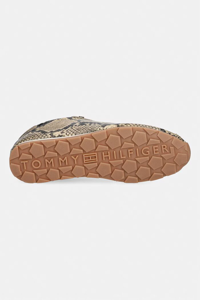 Tommy Hilfiger BELLA SNEAKER SNAKE маратонки дамски от кожа бежови FW0FW09415