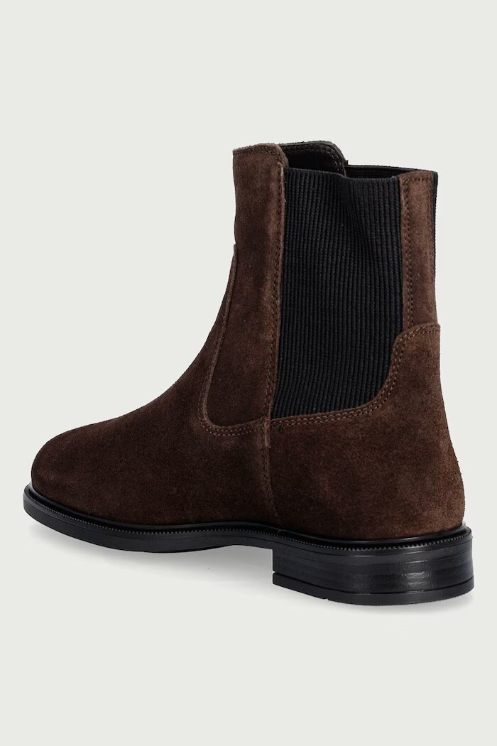 Tommy Hilfiger боти челси дамски от велур ENAMEL FLAG SUEDE ANKLE CHELSEA кафяви FW0FW09575