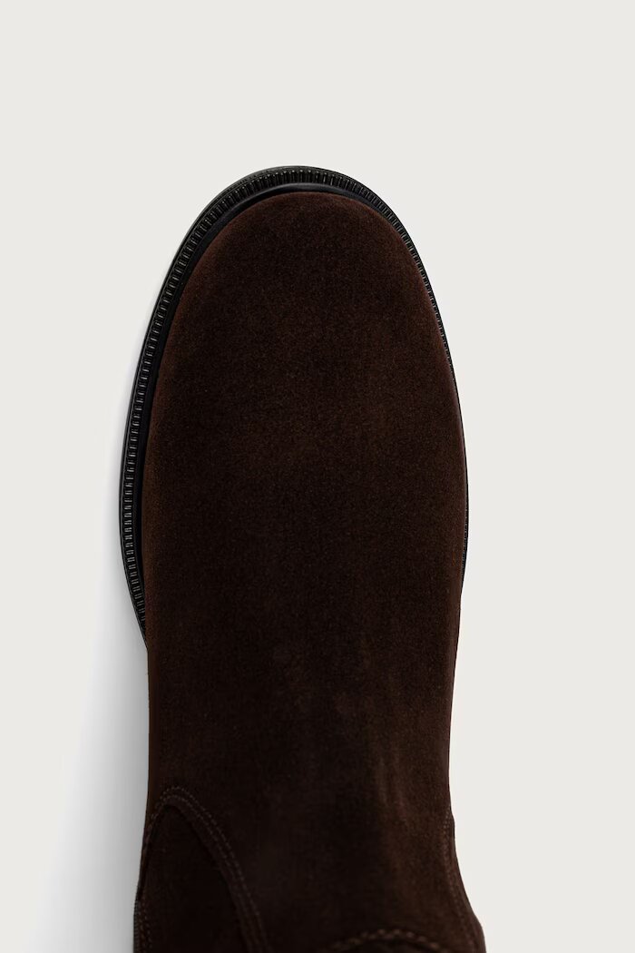 Tommy Hilfiger ботуши под коляното дамски от велур ENAMEL FLAG SUEDE HIGH CHELSEA кафяви FW0FW09574