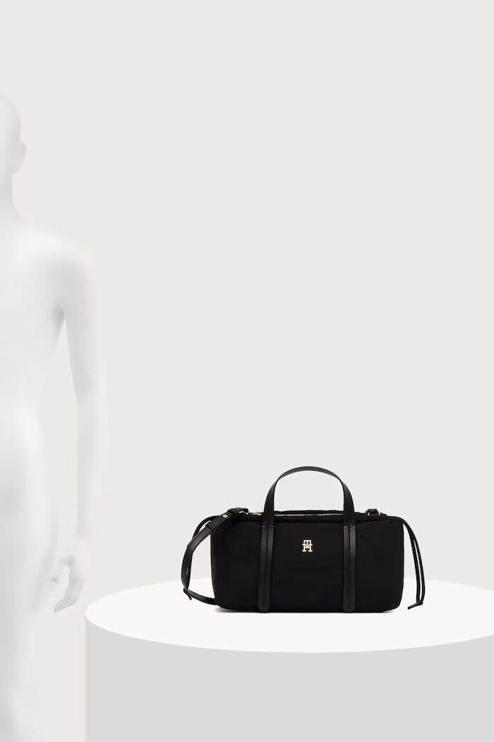 Tommy Hilfiger чанта crossbody дамска черна AW0AW18993