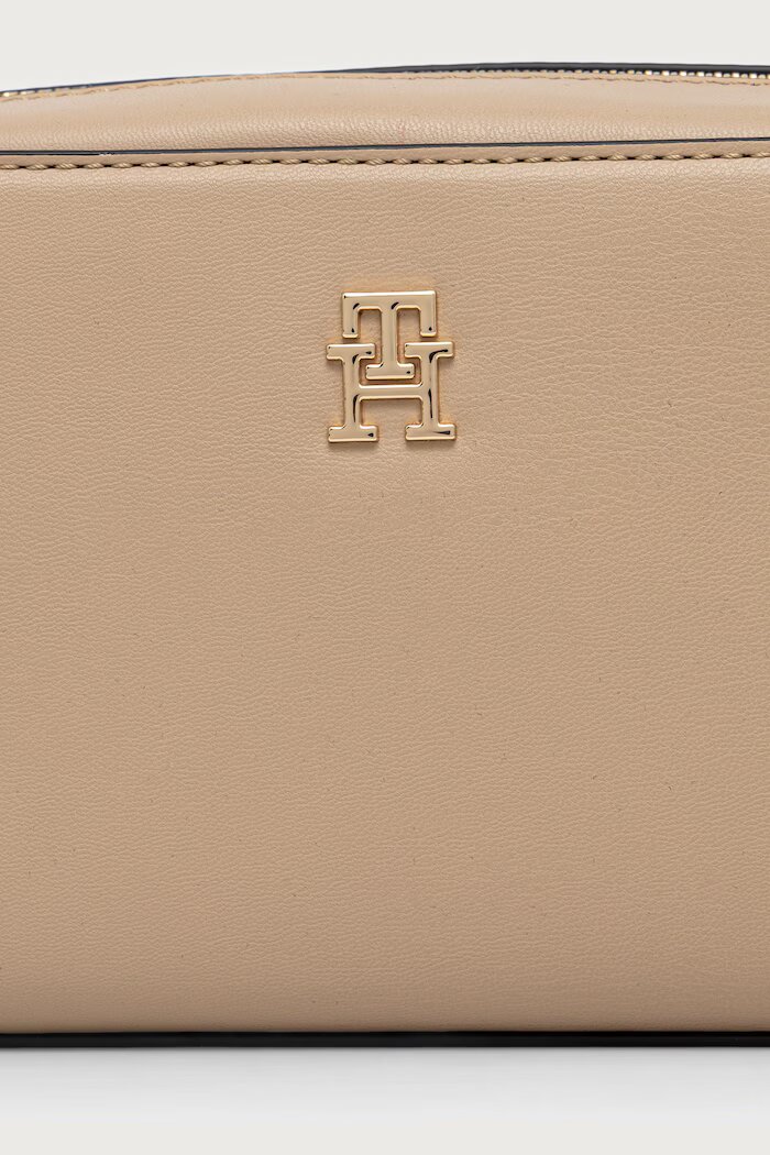 Tommy Hilfiger чанта crossbody дамска от имитация на кожа бежова AW0AW19060