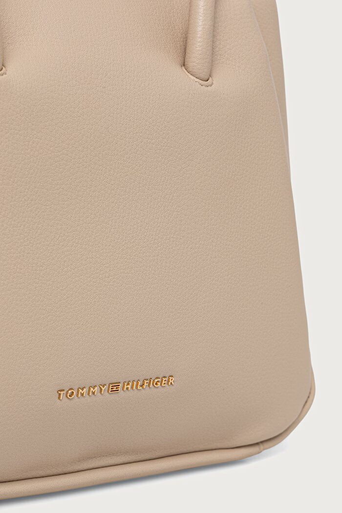 Tommy Hilfiger чанта дамска ESSENTIAL бежова AW0AW19403