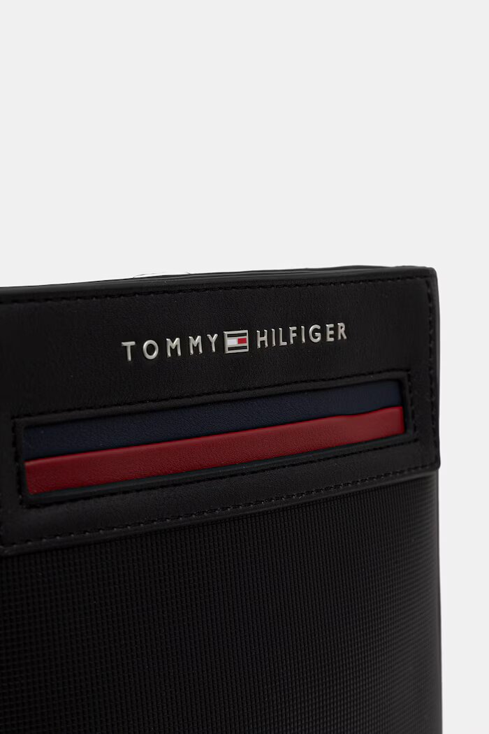 Tommy Hilfiger чанта през рамо мъжка черна AM0AM14157