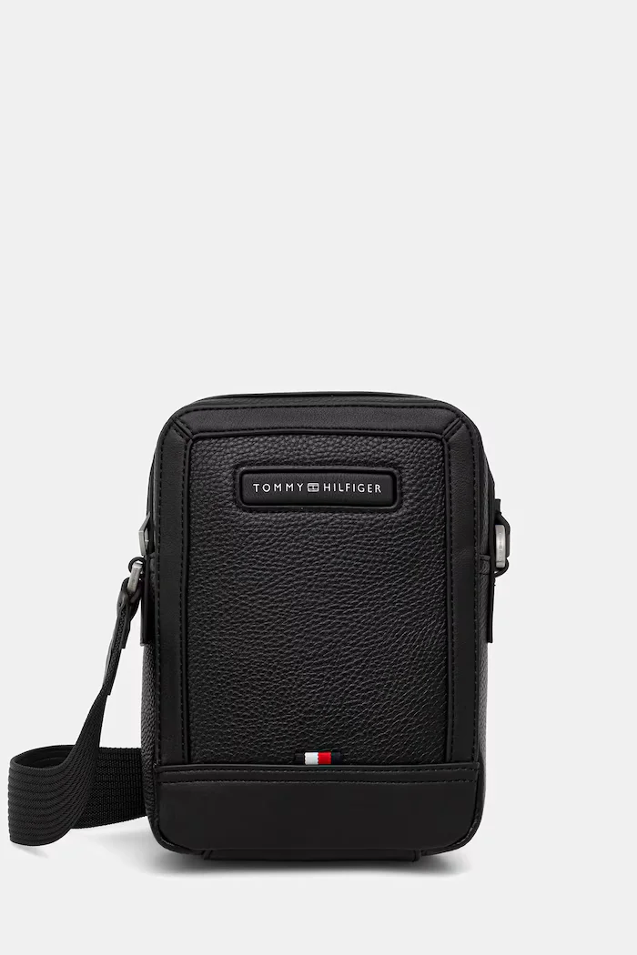 Tommy Hilfiger Чанта през рамо в черно AM0AM14011