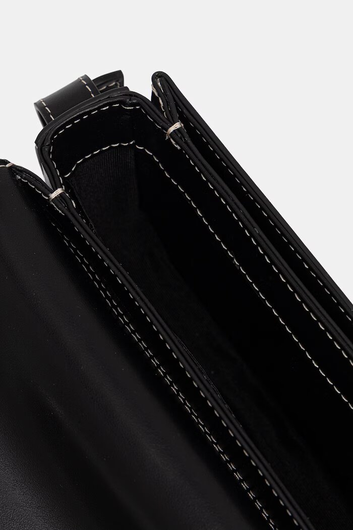 Tommy Hilfiger чанта с регулируема дръжка дамска от кожа черна AW0AW18399
