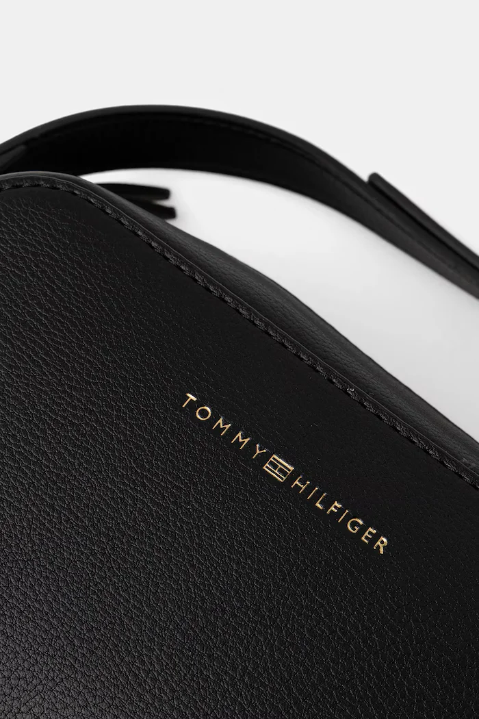 Tommy Hilfiger Чанта в черно AW0AW18115