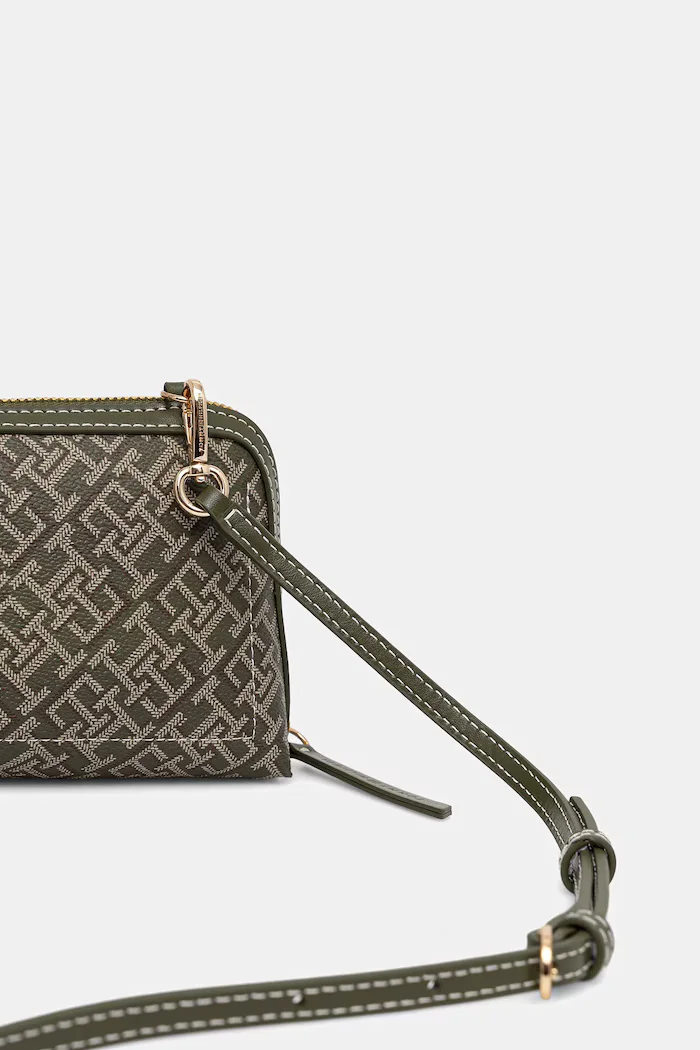 Tommy Hilfiger Чанта в зелено AW0AW17712