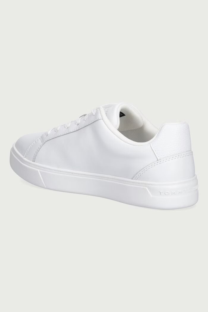 Tommy Hilfiger FLAG COURT SNEAKER маратонки дамски от кожа бели FW0FW09074