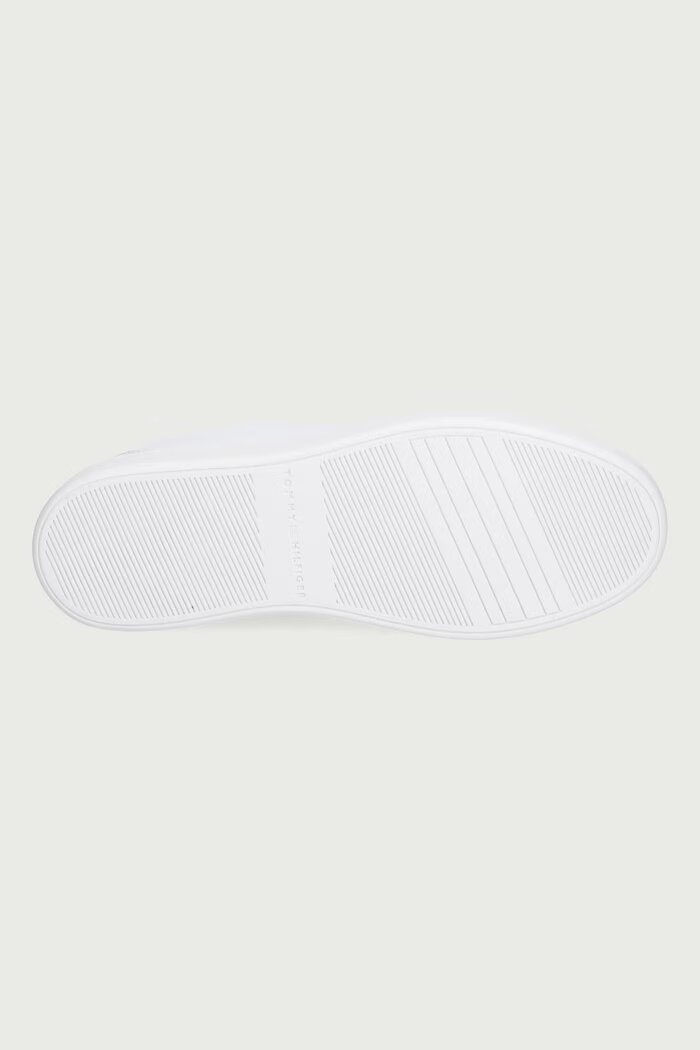 Tommy Hilfiger FLAG COURT SNEAKER маратонки дамски от кожа бели FW0FW09074