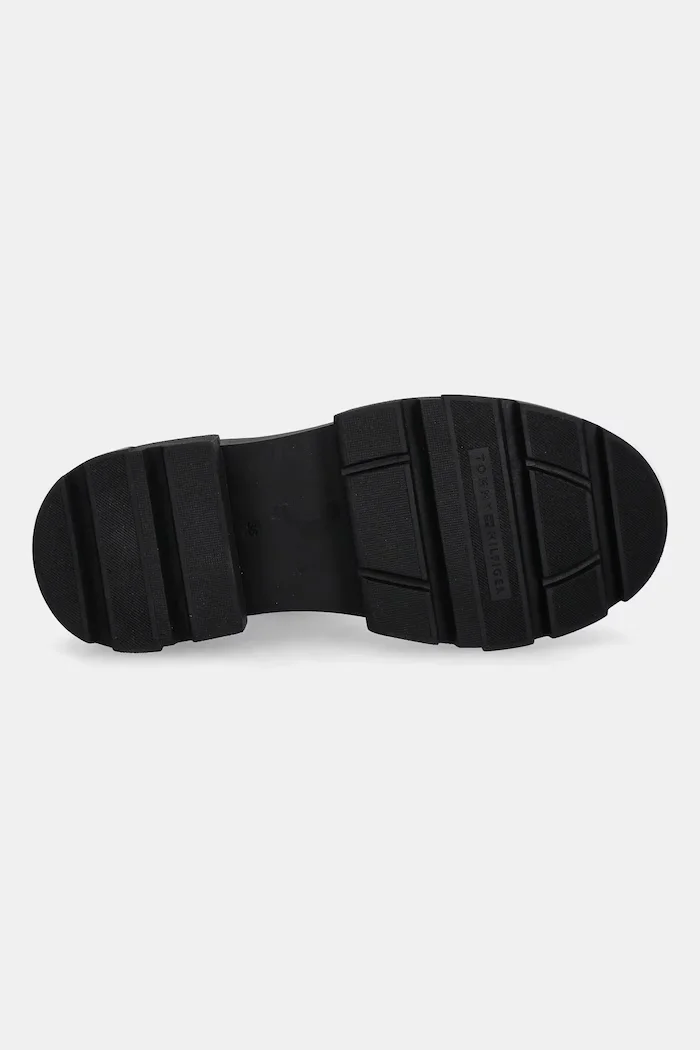 Tommy Hilfiger Кожени боти челси TH SHINY LEATHER CHELSEA в бежово с платформа с лека изолация FW0FW09042