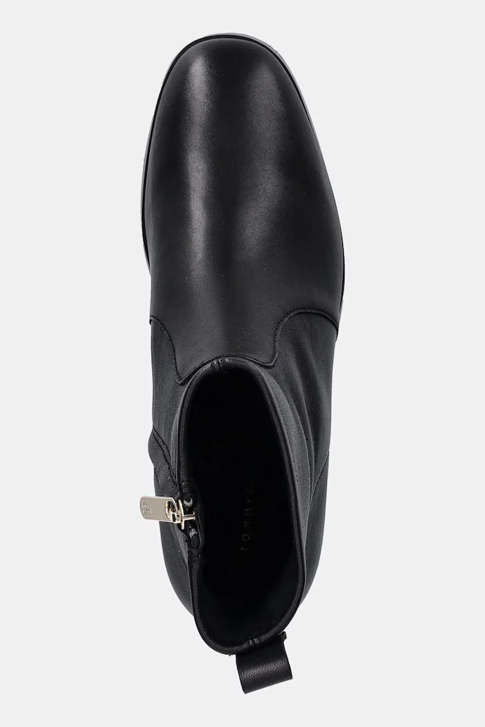 Tommy Hilfiger Кожени боти TH STRETCH LEATHER BOOTIE в черно с дебел ток FW0FW08860