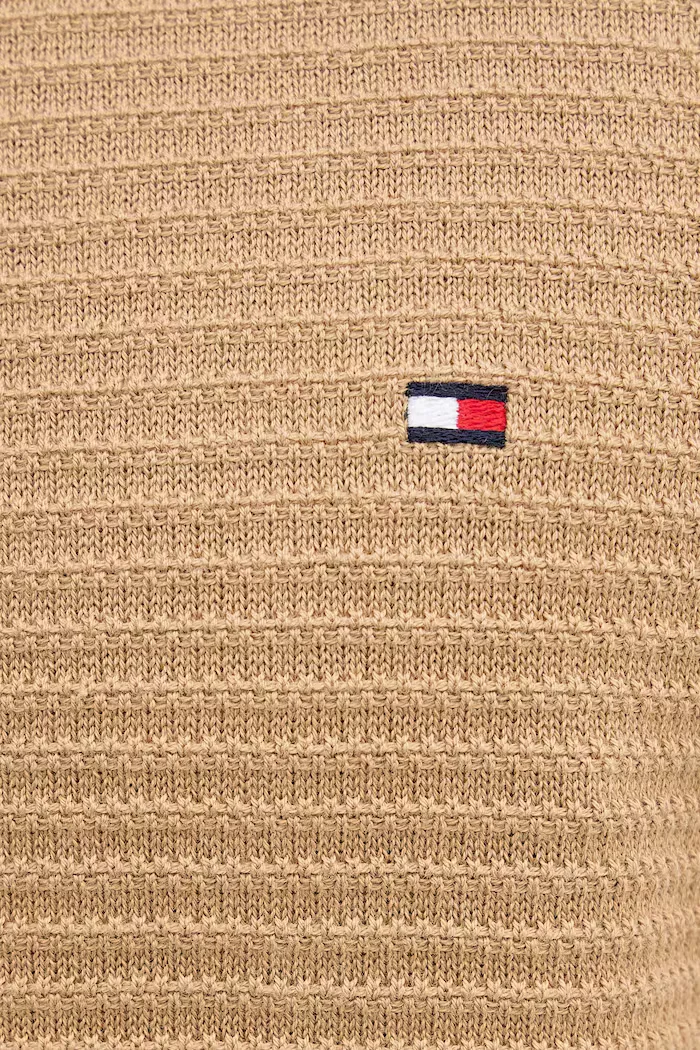 Tommy Hilfiger Памучен пуловер мъжки в кафяво от лека материя MW0MW41643