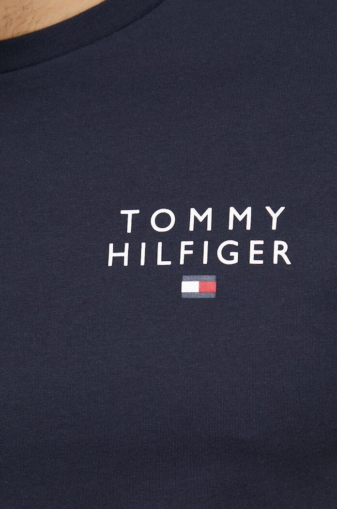 Tommy Hilfiger Памучна тениска в тъмносиньо с принт UM0UM02916