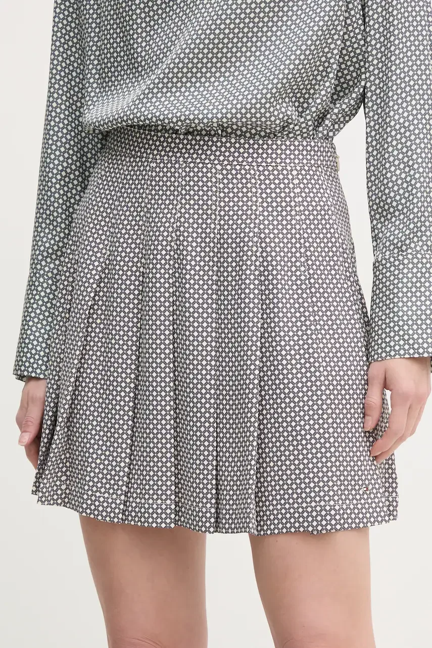 Tommy Hilfiger Пола