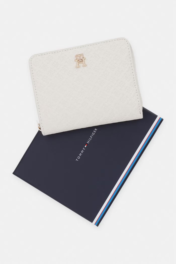 Tommy Hilfiger портфейл дамски бежов AW0AW18474