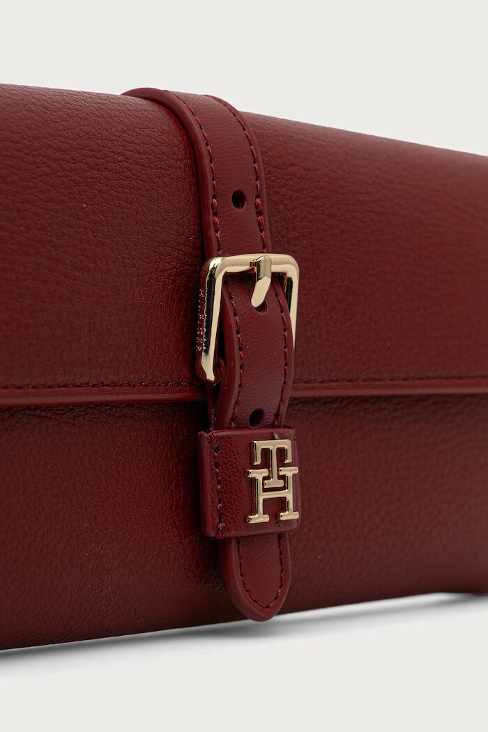 Tommy Hilfiger портфейл дамски от имитация на кожа бордо AW0AW19268