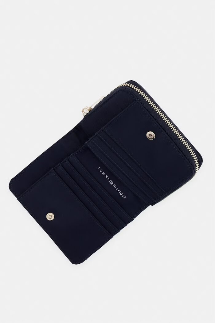 Tommy Hilfiger портфейл дамски тъмносин AW0AW18991
