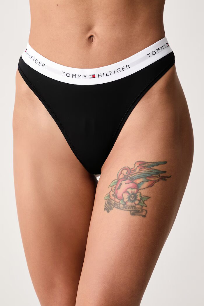 Tommy Hilfiger прашки дамски черни UW0UW06636