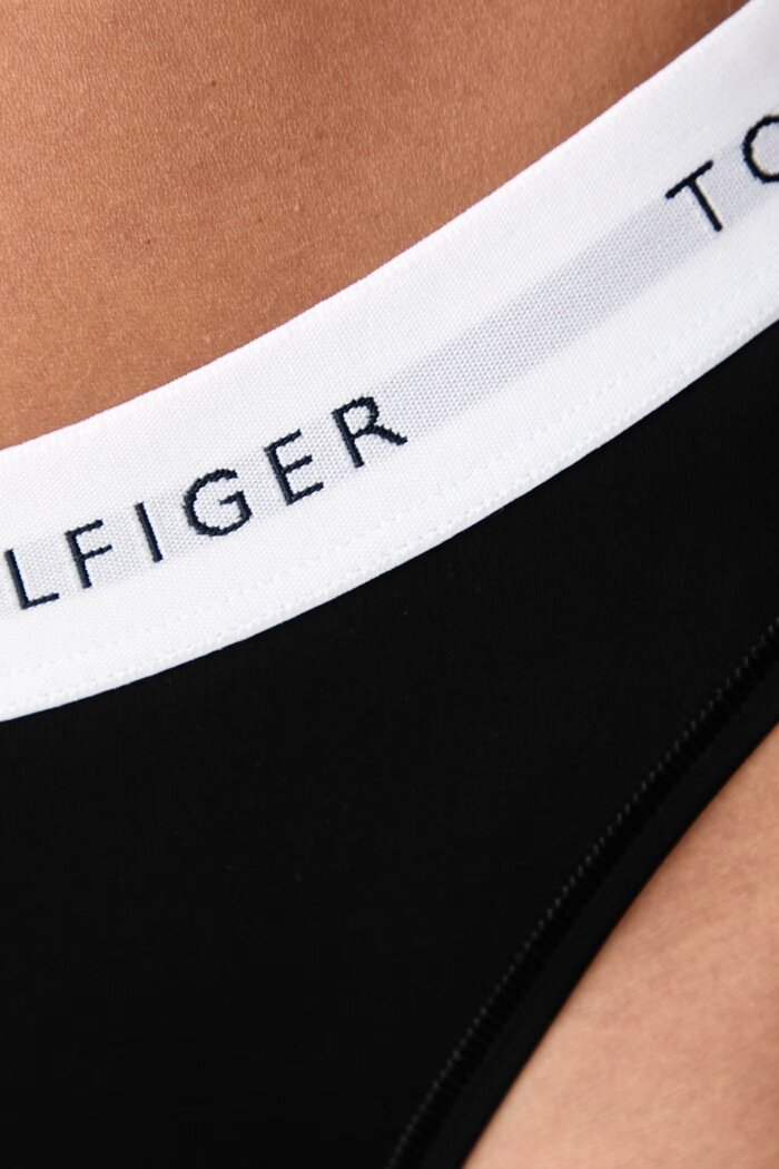 Tommy Hilfiger прашки дамски черни UW0UW06636