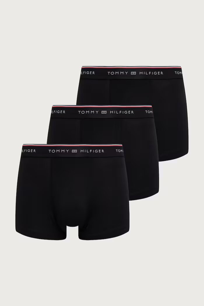 Tommy Hilfiger прилепнали боксерки мъжки от памук с еластан черни UM0UM03974