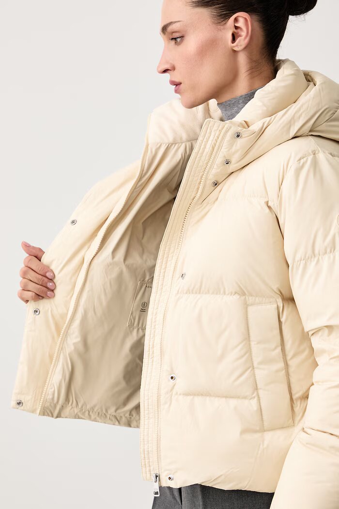 Tommy Hilfiger пухено яке дамско бежово WW0WW51515