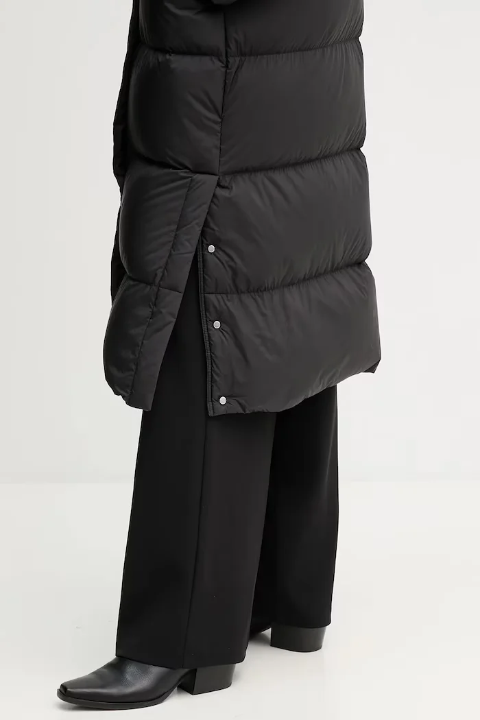 Tommy Hilfiger Пухено яке в черно зимен модел WW0WW46536