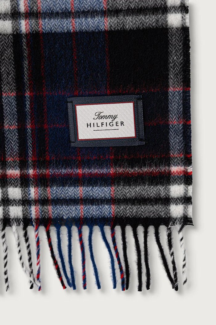 Tommy Hilfiger шал мъжки от вълна черен AM0AM14577